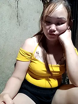Snapshot of yula-bi chatting on 05-06-26, 01:04 yula-bi online show from 05-06-26, 01:04