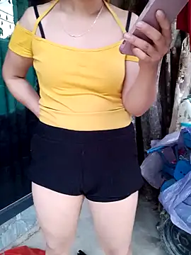 Snapshot of yula-bi chatting on 06-19-26, 11:38 yula-bi online show from 06-19-26, 11:38