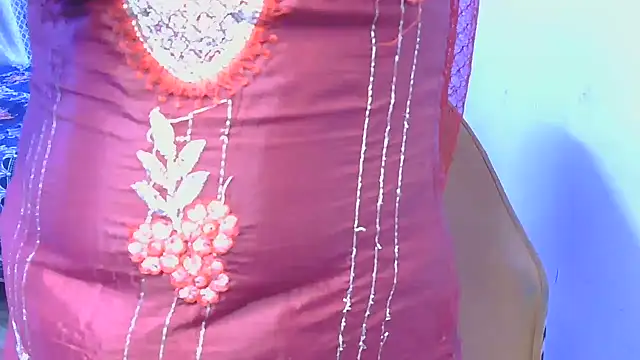Snapshot of bold-smirthii chatting on 06-11-26, 04:53 bold-smirthii online show from 06-11-26, 04:53