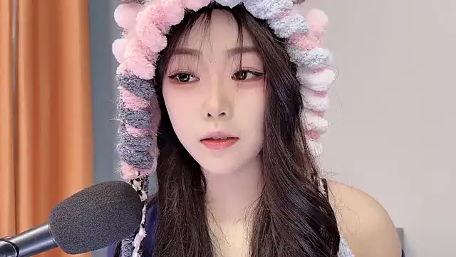 smalldaisy online show from 02-05-26, 02:29