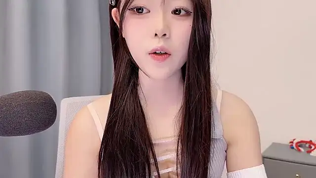 smalldaisy online show from 03-24-26, 02:44