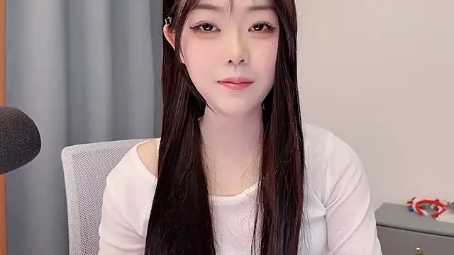 smalldaisy online show from 03-27-26, 02:42