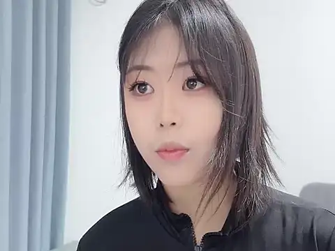 smalldaisy online show from 12-22-25, 02:01