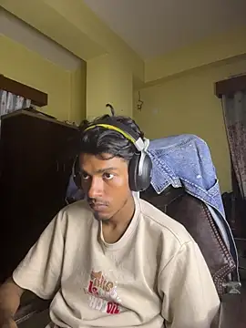 tooexpensive online show from 03-06-26, 02:23