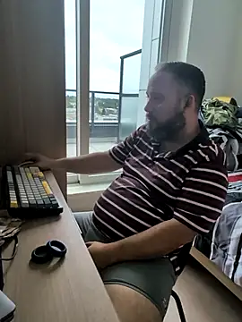Hairy bear86 online show from 07-10-26, 07:14