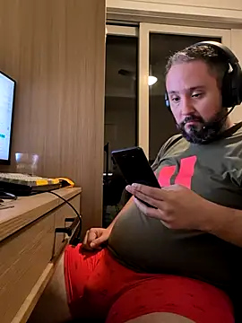 Hairy bear86 online show from 01-13-26, 12:53