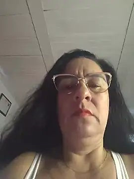 Snapshot of KiaraFoster chatting on 05-21-26, 11:18 KiaraFoster online show from 05-21-26, 11:18