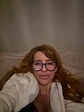 LaLynn online show from 04-20-26, 01:41