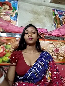 Snapshot of doll2007 chatting on 02-11-26, 08:14 doll2007 online show from 02-11-26, 08:14