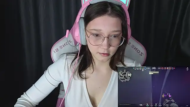 Pink-Aura- online show from 01-12-26, 07:20