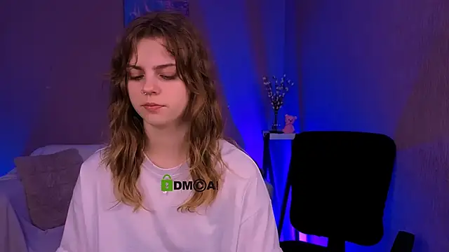 naya may online show from 03-25-26, 10:14