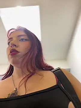 Snapshot of CamiTeaseX_ chatting on 05-22-26, 10:19 CamiTeaseX online show from 05-22-26, 10:19