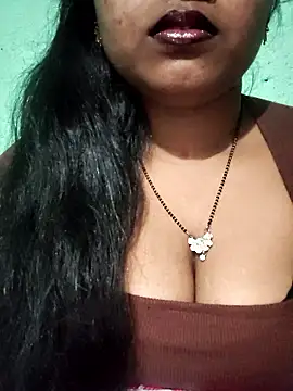 Snapshot of Eashita_01 chatting on 01-11-26, 05:20 Eashita 01 online show from 01-11-26, 05:20