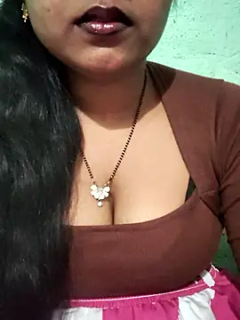 Snapshot of Eashita_01 chatting on 01-12-26, 05:25 Eashita 01 online show from 01-12-26, 05:25