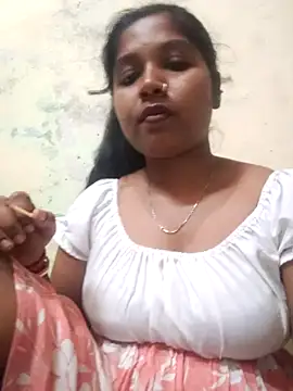 Snapshot of Eashita_01 chatting on 12-22-25, 06:13 Eashita 01 online show from 12-22-25, 06:13