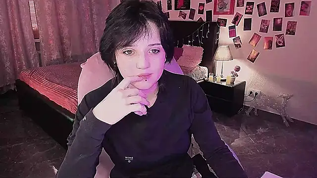 SarahShelby online show from 03-05-26, 10:45