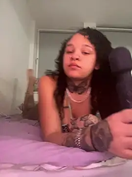 Snapshot of urprettygirlleenay chatting on 01-13-26, 09:41 urprettygirlleenay online show from 01-13-26, 09:41