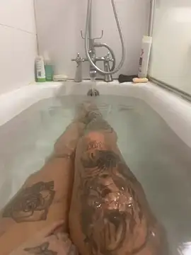 Snapshot of urprettygirlleenay chatting on 02-17-26, 02:25 urprettygirlleenay online show from 02-17-26, 02:25