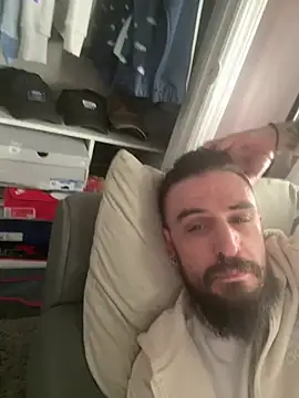 Bfrizz04 online show from 03-09-26, 05:49