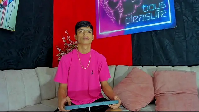 BrownieLoverss online show from 01-06-26, 01:53