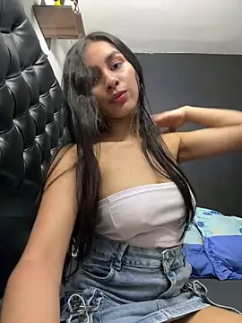 ManuelaEvans  online show from 03-10-26, 09:30