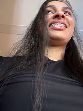 ManuelaEvans  online show from 04-09-26, 09:54