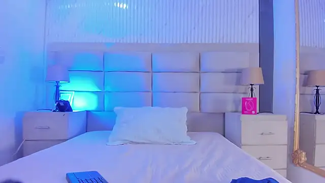 ManuelaEvans  online show from 02-19-26, 09:01