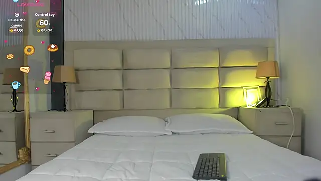 ManuelaEvans  online show from 02-23-26, 09:37