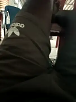 Snapshot of Tamilpaiyan07 chatting on 02-20-26, 03:47 Tamilpaiyan07 online show from 02-20-26, 03:47