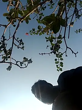 Snapshot of Tamilpaiyan07 chatting on 03-04-26, 02:41 Tamilpaiyan07 online show from 03-04-26, 02:41