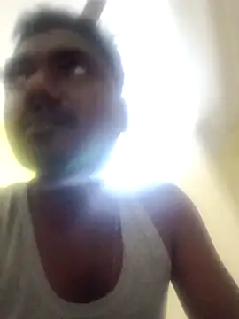 Snapshot of Tamilpaiyan07 chatting on 02-24-26, 11:05 Tamilpaiyan07 online show from 02-24-26, 11:05