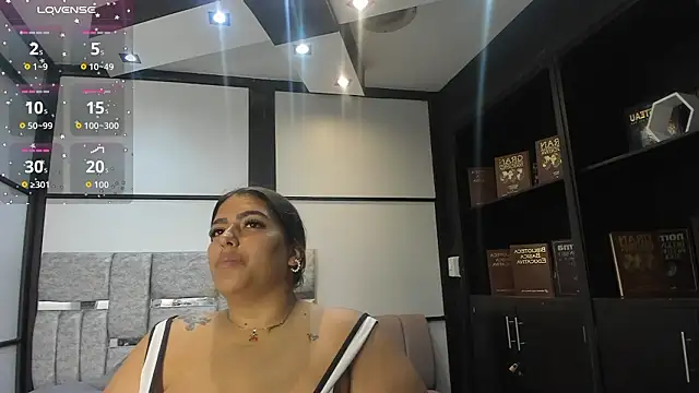 AmbarBrownn  online show from 03-12-26, 07:51