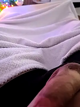 Snapshot of RimmingPussy24 chatting on 12-20-25, 01:25 RimmingPussy24 online show from 12-20-25, 01:25