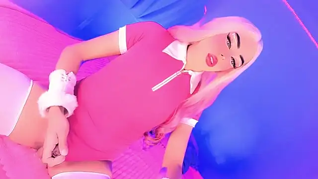 Blonde fuck online show from 04-15-26, 03:56