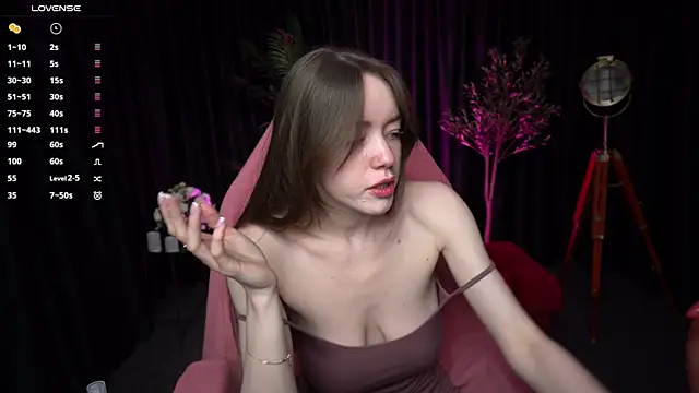 Velouraa online show from 03-26-26, 11:02