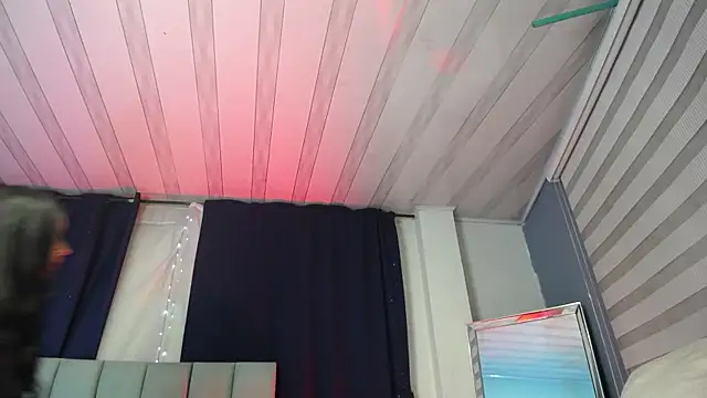 Emilyy05  online show from 01-07-26, 03:11