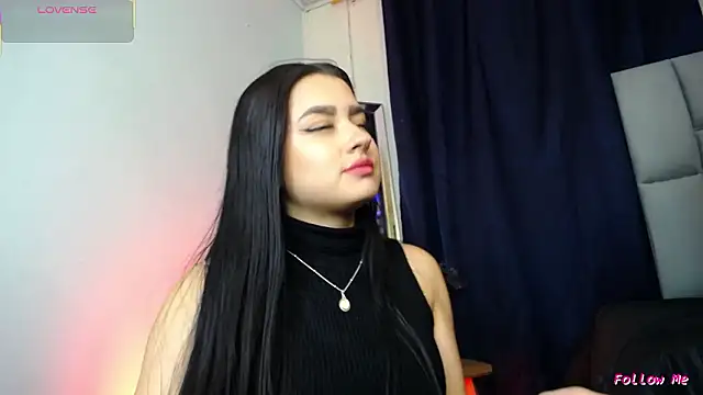 Emilyy05  online show from 03-03-26, 03:13