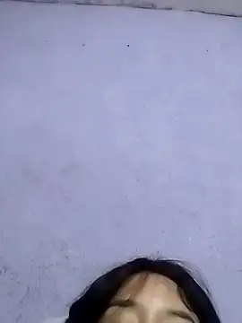 Snapshot of vanNe78 chatting on 12-20-25, 02:53 vanNe78 online show from 12-20-25, 02:53