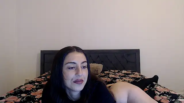 Snapshot of Stella_John chatting on 09-29-25, 04:52 Stella John online show from 09-29-25, 04:52