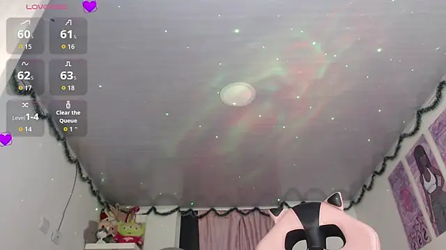 Snapshot of violett_brown9 chatting on 05-14-26, 05:26 violett brown9 online show from 05-14-26, 05:26