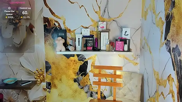 Snapshot of Victor_LatinBoy chatting on 03-04-26, 04:20 Victor LatinBoy online show from 03-04-26, 04:20