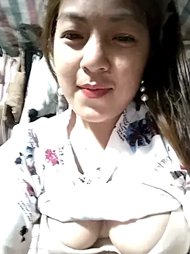 Lucky cutee online show from 05-06-26, 01:04