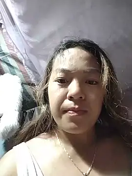Snapshot of Lucky_cutee chatting on 07-24-26, 11:34 Lucky cutee online show from 07-24-26, 11:34