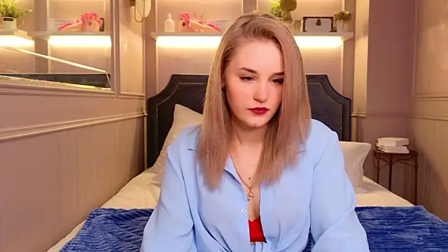 Molly Voss online show from 02-02-26, 03:33