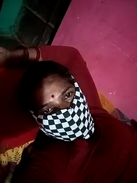Snapshot of Rakhi_cut chatting on 05-08-26, 10:57 Rakhi cut online show from 05-08-26, 10:57