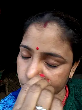 Snapshot of Madhu_cute chatting on 02-07-26, 12:13 Madhu cute online show from 02-07-26, 12:13
