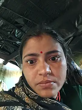 Snapshot of Madhu_cute chatting on 03-02-26, 01:50 Madhu cute online show from 03-02-26, 01:50