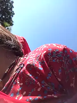 Snapshot of Rajni_hote chatting on 03-10-26, 03:32 Rajni hote online show from 03-10-26, 03:32