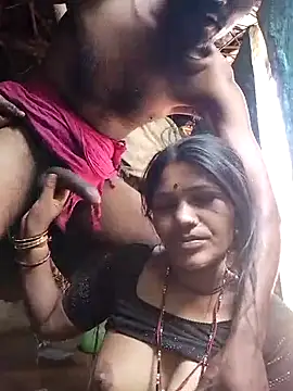 Snapshot of Rajni_hote chatting on 03-05-26, 05:37 Rajni hote online show from 03-05-26, 05:37