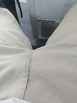 Snapshot of hydhunk26 chatting on 01-12-26, 05:47 hydhunk26 online show from 01-12-26, 05:47